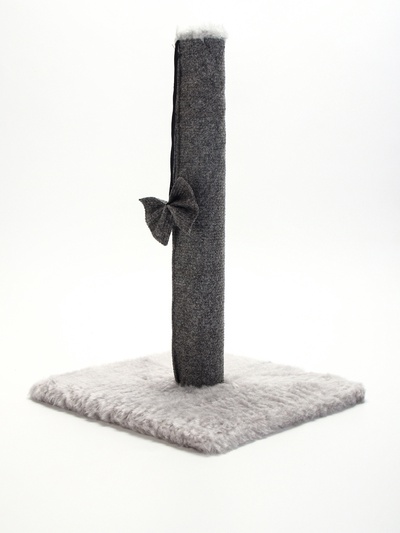 Когтеточка-столбик«Пижон», 30×30×50 см, с игрушкой бантиком, серый