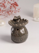 Аромалампа для эфирных масел «Бабочки и цветы», керамика, 10×9×9 см - Фото 3