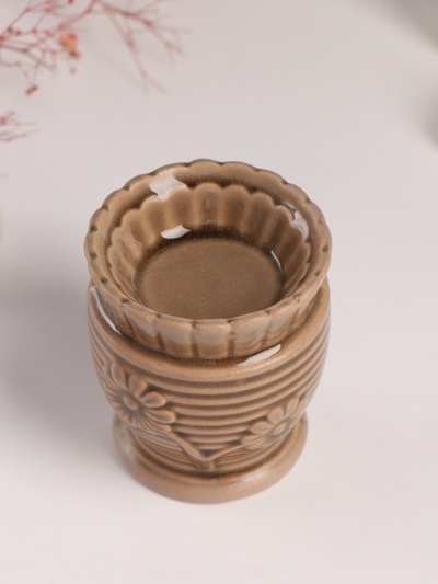 Аромалампа для эфирных масел «Соцветие», керамика, т. серая, 7.7×7.7×8 см