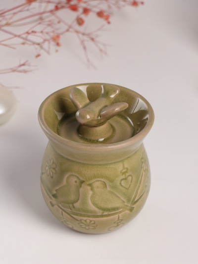 Аромалампа для эфирных масел «Птички на ветке», керамика, 7.5×7.5×9.8 см