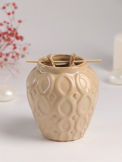 Аромалампа для эфирных масел «Кувшин», керамика, бежевая, 9×9×11 см
