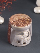 Набор: аромалампа для эфирных масел, мелтс из воска ароматический «Слон со слонёнком», светлый беж, 10×10×9 см - Фото 1