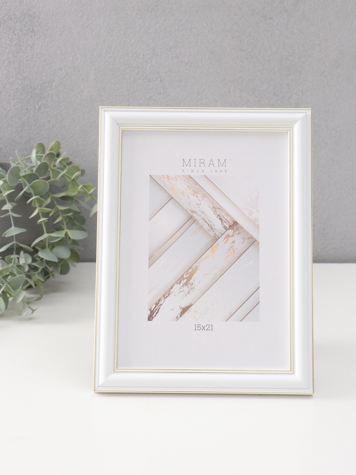 Фоторамка для фото 15×21 см «МИРАМ», пластик, белый, золото - Фото 1