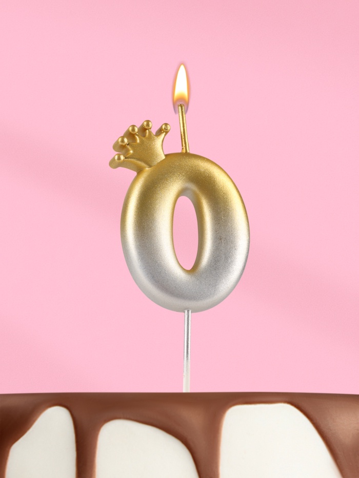 Свеча в торт «С короной», цифра 0, золото - серебро - Фото 1