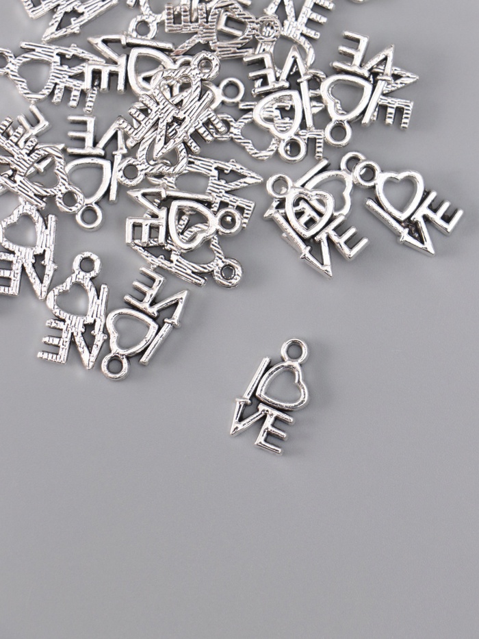 Металлический элемент декоративная подвеска «Арт Узор. Love с сердечком», серебро, набор 30 шт., 1.4×0.8 см - Фото 1