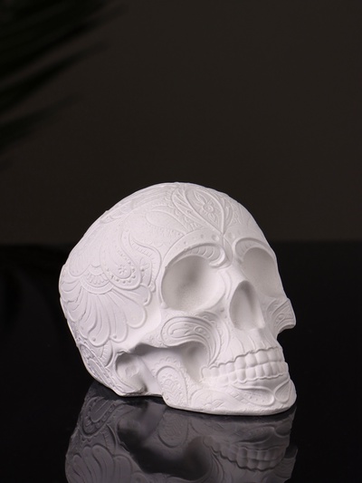 Фигурка гипс «Череп с орнаментом» 6×5×5 см, натуральный
