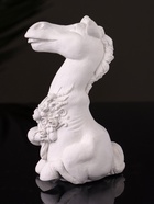 Фигурка гипс «Конь с букетом», 11 см, натуральный - Фото 4
