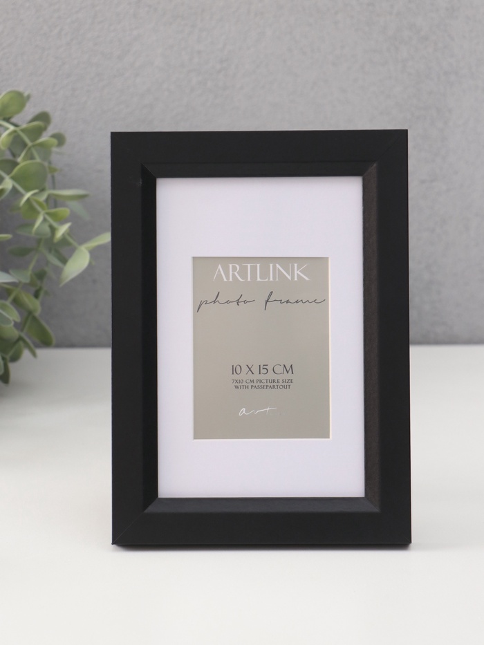Фоторамка для фото 10×15 см, с паспарту (7×10 см), Anna, МДФ, чёрный (пластиковый экран)