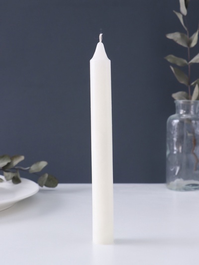 Свеча парафиновая хозяйственная 60 г, 20 см, 8-9 ч