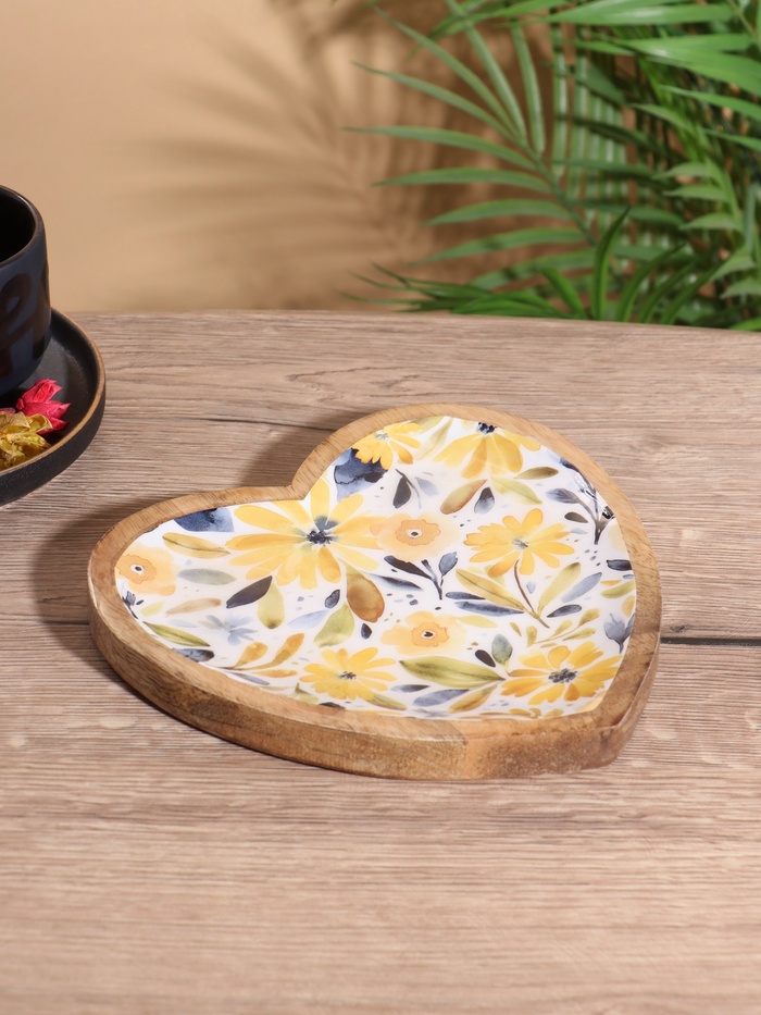 Блюдо в форме сердца «Желтые и синие цветы», 20.5×20×2.3 см, дерево манго - Фото 1