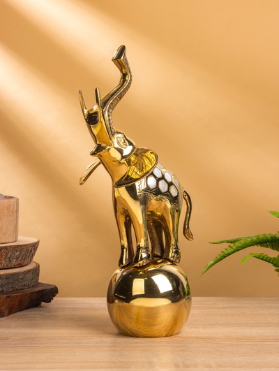 Сувенир «Слон на шаре», 13×15×33 см, латунь с перламутром