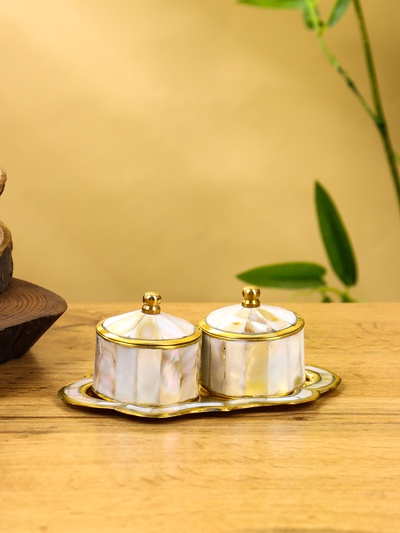 Набор шкатулок на тарелочке «Сокровища Агры», 9×13×5 см, латунь с перламутром