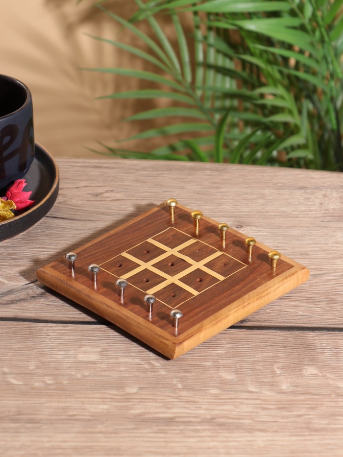 Настольная игра «Крестики-нолики», 13×13.5 см, дерево шишам, латунь - Фото 1