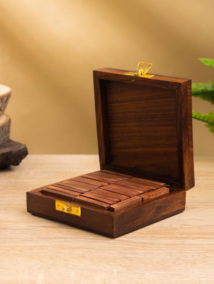 Настольная игра «Домино», 11×11.5×4 см, дерево шишам, латунь - Фото 1