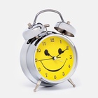 Будильник «Смайл», циферблат d=11.5 см, с подсветкой, от батареек 1хАА, хром - Фото 2