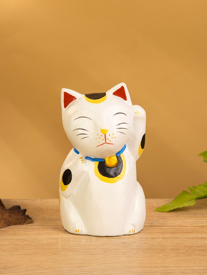 Сувенир «Кошка Неко», 6×6×11 см, дерево, белый