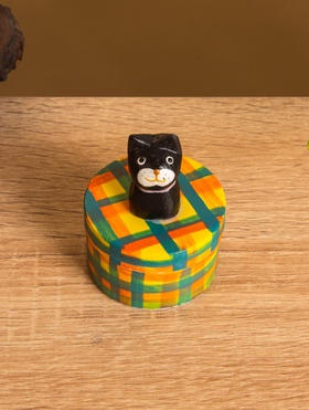 Сувенирная шкатулка «Чёрный Кот», 4.5×4.5×6 см, дерево, разноцветная 10465139