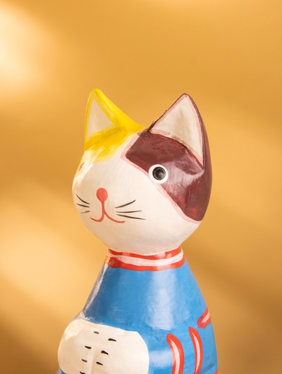 Сувенир «Котенок в кофте сидячий», 6×6×15 см, дерево