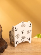 Мебель для кукол «Кресло со следами», 5×3×7.5 см, дерево, чёрно-белая 10465173 - фото 16595158