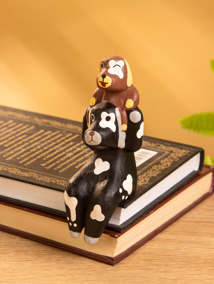 Сувенир «Пёс с щенком», 4.5×4×11 см, дерево