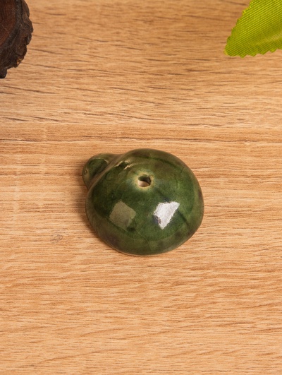 Подставка под благовония «Божья коровка», 4×3.5×1.5 см, керамика, зелёная