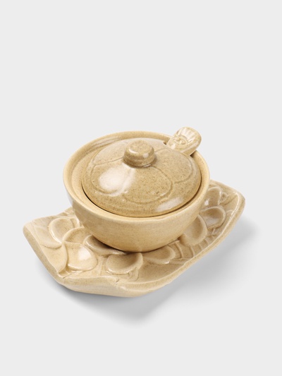 Соусник с крышкой на подставке «Классика», 11×8×7 см, керамика, бежевый