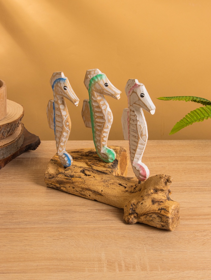 Сувенир «Морские коньки», 25×15×21 см, дерево, разноцветный