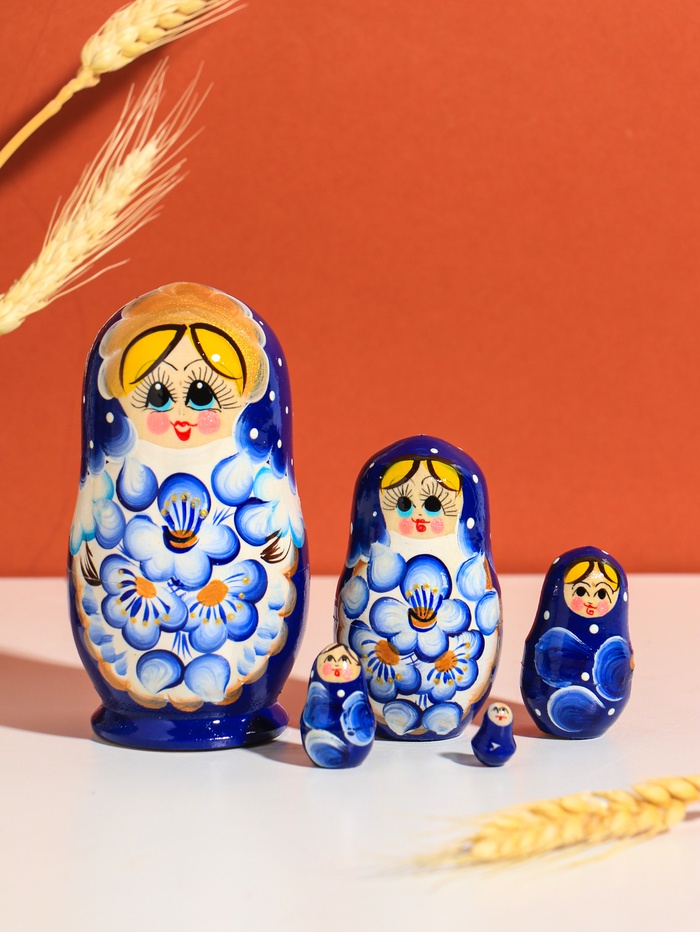 Матрёшка дерево «Клава», голубое платье, 5-кукольная, 10.5-11.5 см - Фото 1