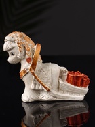 Фигурка гипс «Лошадка с телегой подарков», 12×9×5 см, бежевый - Фото 5