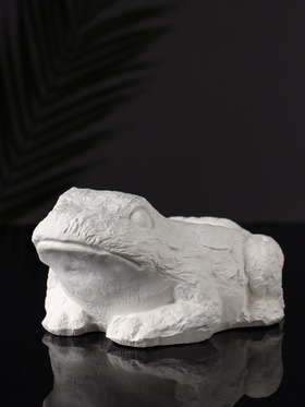 Фигурное кашпо для цветов «Лягушка», гипс, 14×12×9 см 10887401