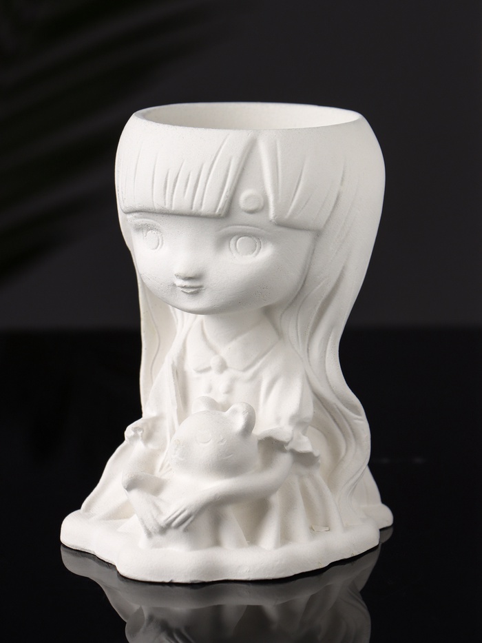 Подставка для мелочей «Девочка с мишкой», гипс, 11×8×6 см