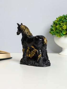 Фигурка гипс «Конь в траве», 12×14×6 см, чёрный с позолотой