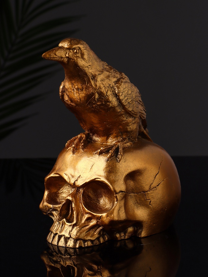 Фигурка гипс «Ворон на черепе», 17×15×15 см, под бронзу - Фото 1