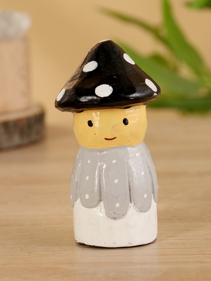 Сувенир «Гномик», 5.5×5.5×10 см, дерево, чёрно-серый - Фото 1