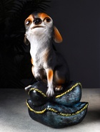 Фигурка полистоун «Чихуа на подушке», 33×20×20 см, чёрный - фото 44697079