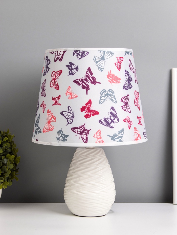 Настольная лампа «Мелли» Е14 40 Вт белый 10337278