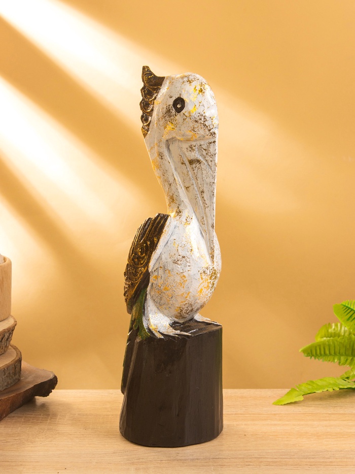 Сувенир интерьерный «Пеликан», 10×10×33 см, дерево, белый с золотом