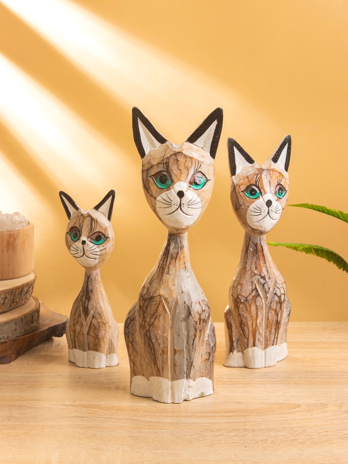 Сувенир интерьерный «Кошачья семья», набор 3 шт., h=30 см, h=25 см, h=20 см, дерево, белый