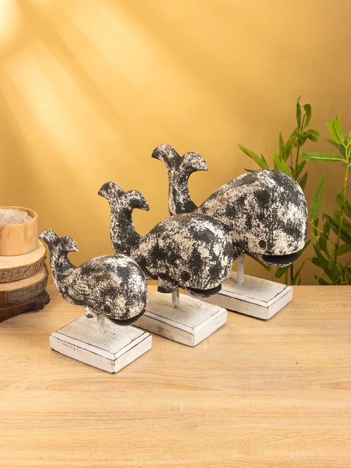 Набор сувенирный «Киты», 30 см, 25 см, 20 см, дерево, чёрно-белый