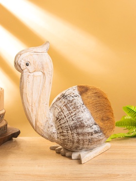 Сувенир «Пеликан», 24×13×32 см, дерево кокос, белый