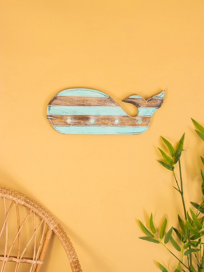 Вешалка «Кит», с 4 крючками, 44×6×18 см, дерево, бирюзовая - Фото 1