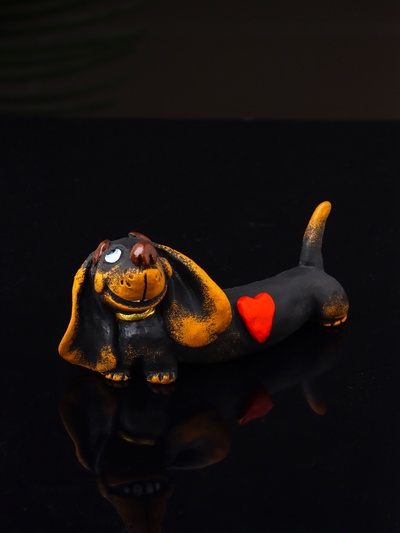 Фигурка полистоун «Такса счастливая», 4.5×9×4.3 см