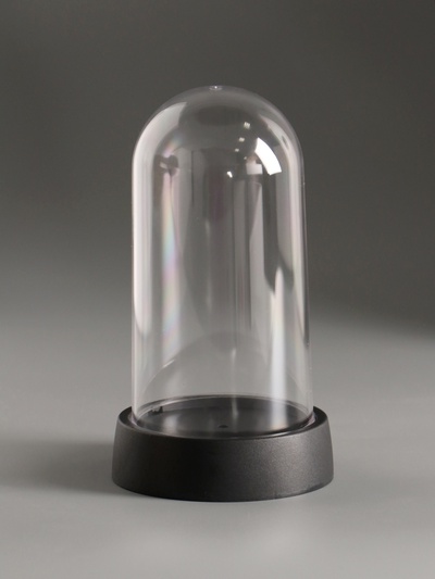 Купол - клош на подставке пластик, 8.5×8.5×15 см