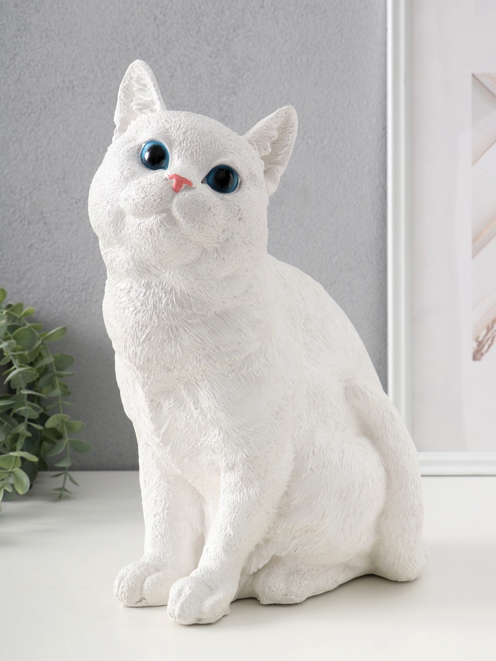 Фигурка гипс «Кошка белая окраска», 31.5×16×24 см - Фото 1