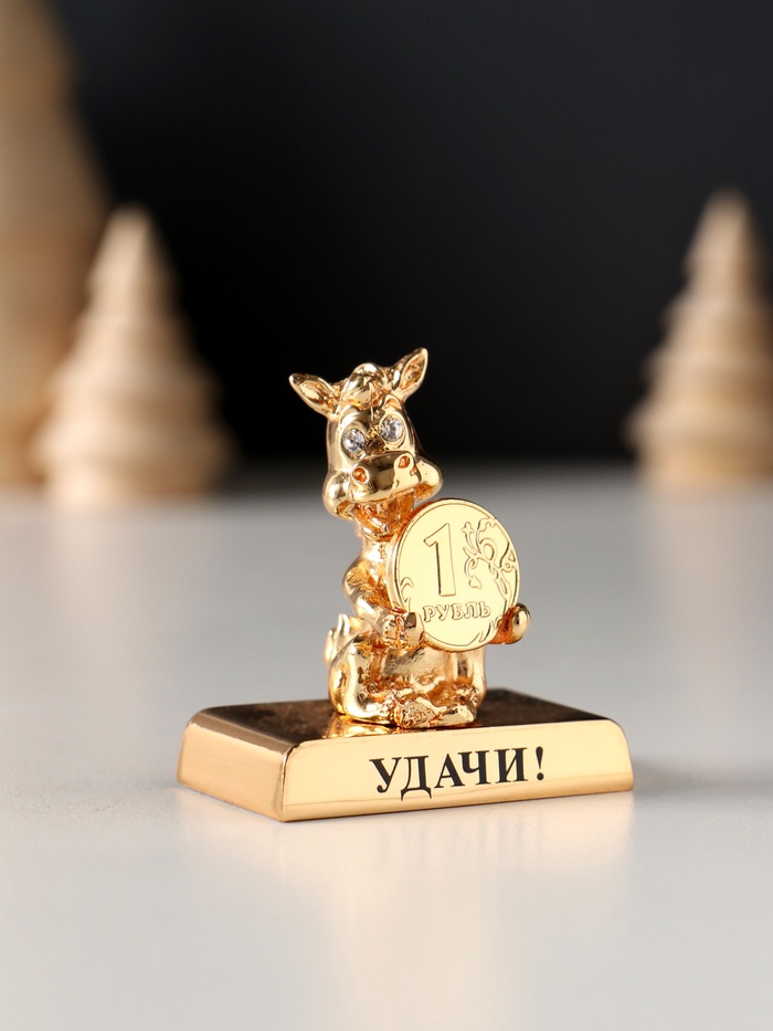 Фигурка «Лошадка с монеткой на подставке и с пожеланием: Удачи», 4×2.3×5 см - Фото 1