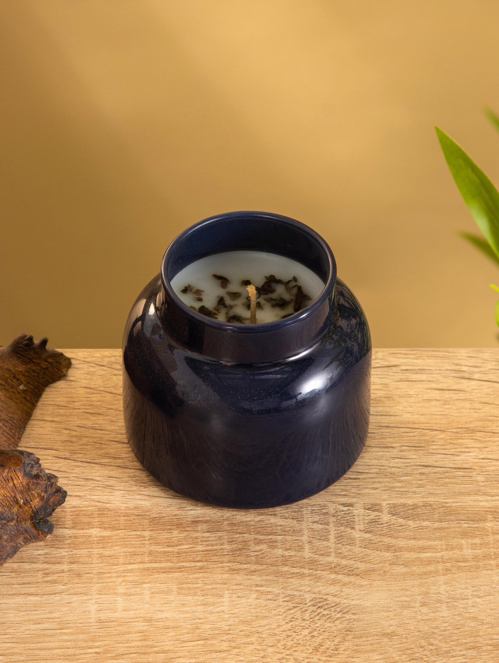 Свеча с травами в банке Earthy collection Palo Santo&Sweet grass, 200 г, соевый воск Свеча с травами в банке Earthy collection Palo Santo&Sweet grass, 200 г, соевый воск