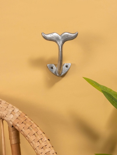 Крючок «Китовый хвост», 12×9 см