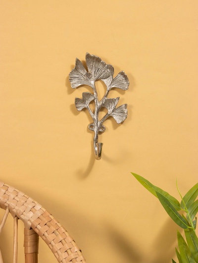 Крючок настенный «Лепестки», 19.5×11×6 см, алюминий