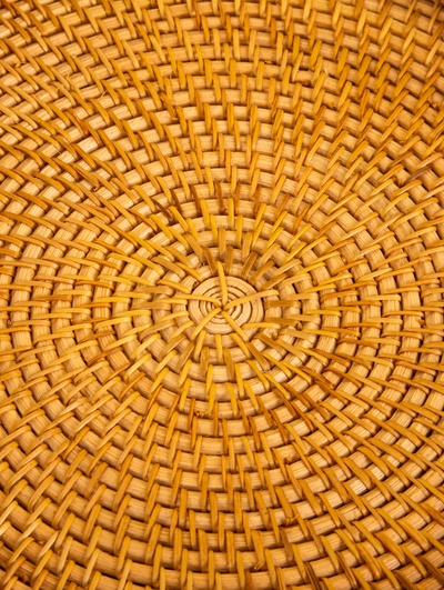 Поднос плетёный, 28×28×3 см, ротанг