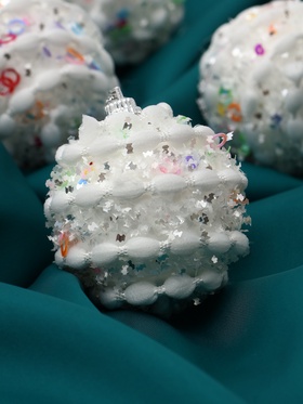 Ёлочные игрушки «Акли», шары новогодние, d=6 см, 6 шт., белый